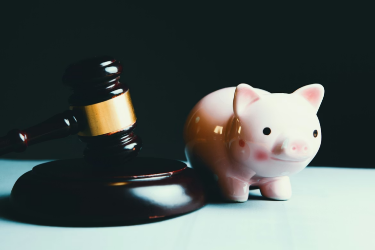 The Role of Lawyers in Protecting Your Personal and Financial Interests