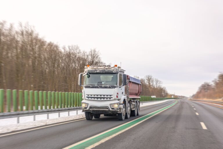 What Not to Do After a Truck Accident in Orange County, CA, If You Want Full Compensation