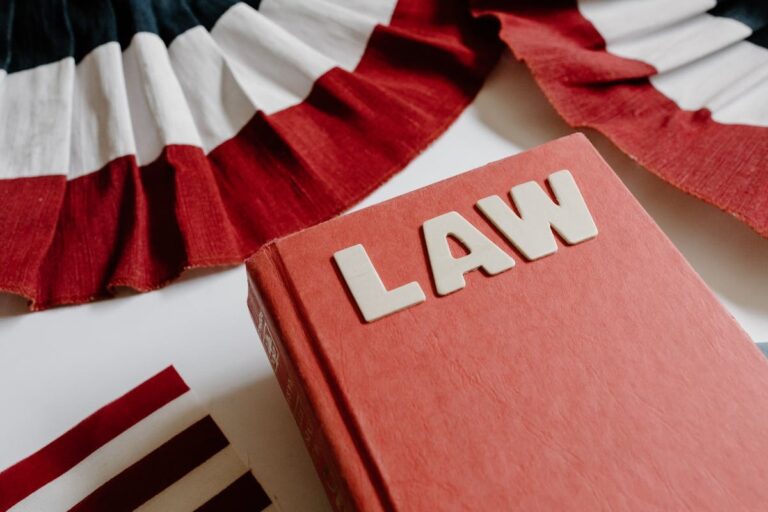 How an Injury Attorney in Largo Helps Protect Accident Victims’ Rights